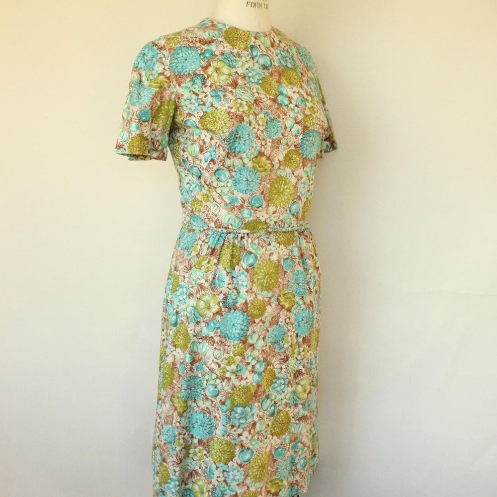 Vintage 1960s Wiggle Dress, Green and Blue and Brown Floral and Fruit Print - Picture 6 of 10